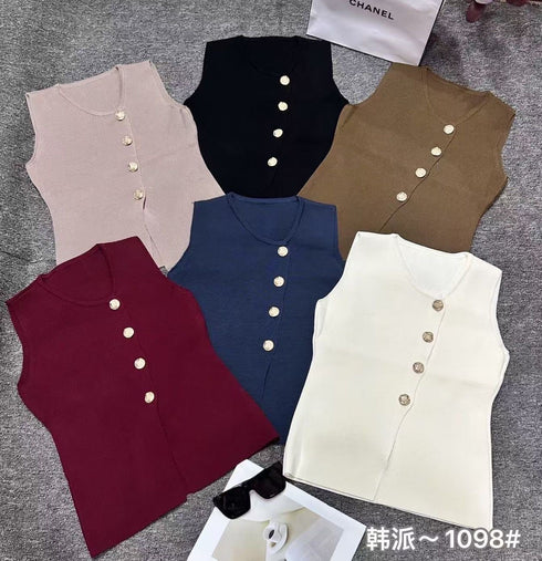 Knitted Round Neck Sleeveless Vest